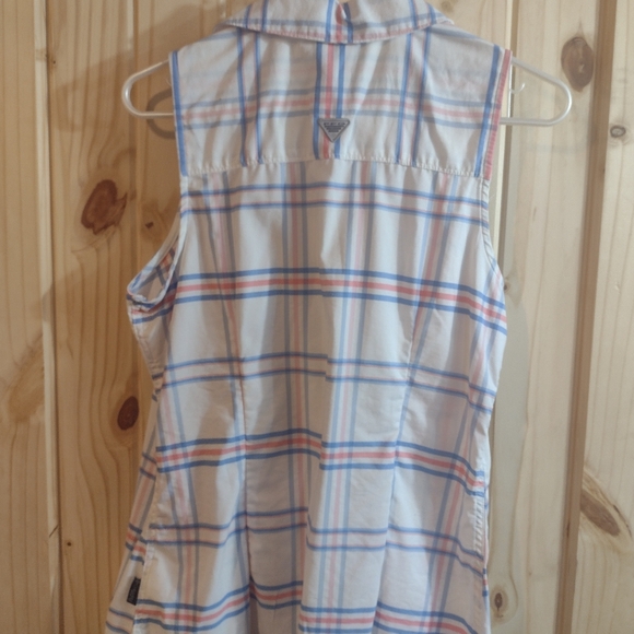 Columbia sleeveless button down - Picture 2 of 4
